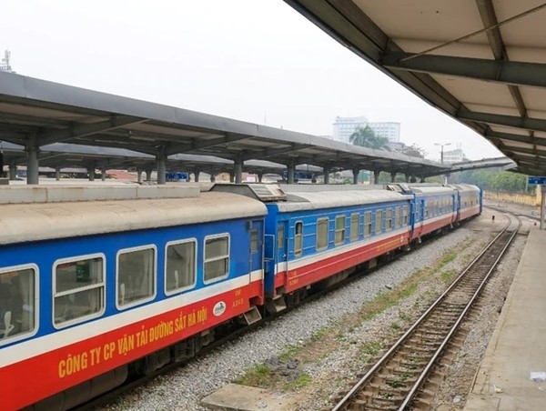 Vẫn tạm dừng hoạt động tuyến đường sắt từ Hà Nội đi Lào Cai