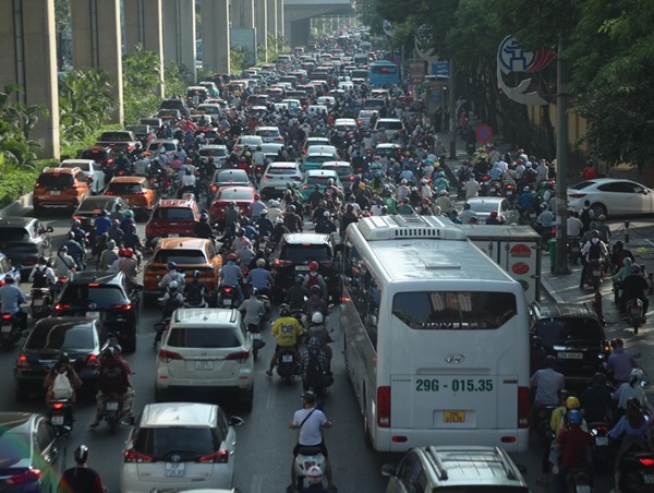 Tổng rà soát điểm đen ùn tắc trên địa bàn thành phố Hà Nội