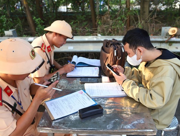 Duy trì tốt kỷ luật tránh lạm quyền, tiêu cực