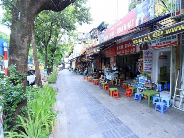 Tạo sức sống mới cho vỉa hè Hà Nội