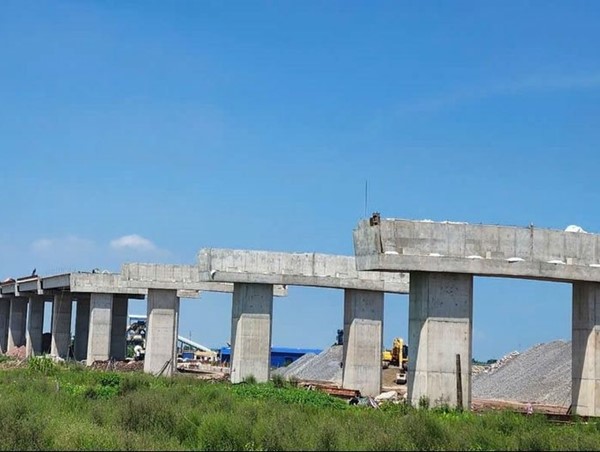 Thí điểm dùng cát biển đắp nền cao tốc qua Nam Định - Thái Bình