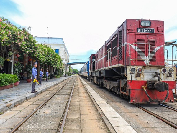 Cần 184.000 tỷ đồng làm tuyến đường sắt đi qua 10 tỉnh thành phía Bắc
