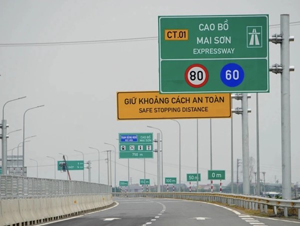 Phấn đấu khởi công mở rộng cao tốc Cao Bồ - Mai Sơn trong tháng 12/2024