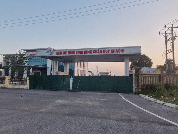 Nghệ An: vì sao bến xe Nam Vinh vẫn chưa thể đưa vào khai thác?