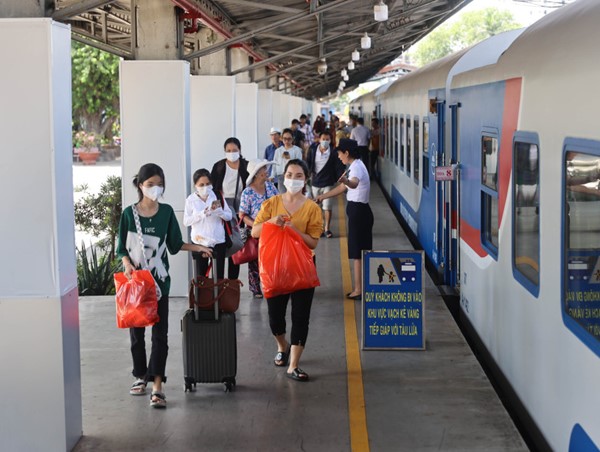 Chỉ còn 8.800 vé tàu trước Tết Nguyên đán đi từ phía Nam ra Hà Nội