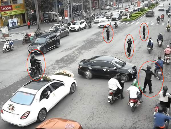 Tạm giữ nhóm vệ sĩ dẹp đường cho đoàn xe sang đi đám cưới