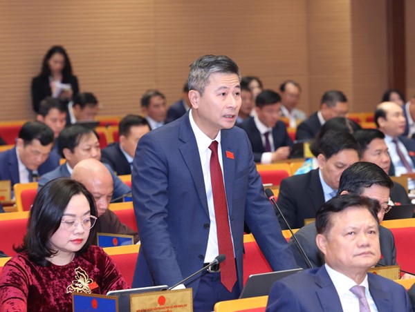 Tìm giải pháp phát triển, khai thác bãi đỗ xe tại Hà Nội