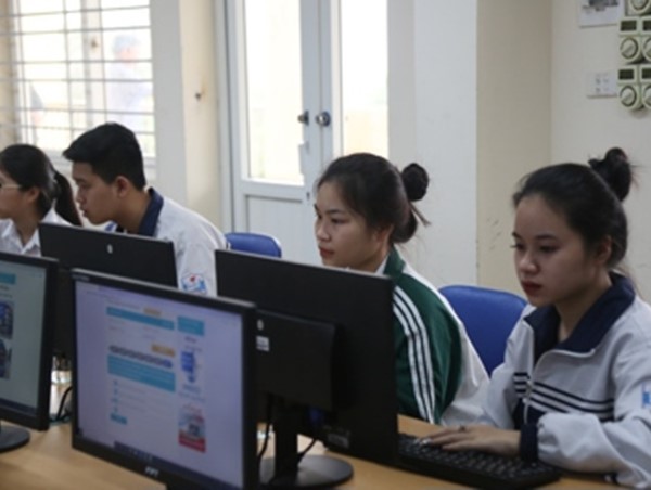 Cuộc thi “Vì an toàn giao thông Thủ đô trên Internet” năm 2024: Danh sách các thí sinh đạt giải Vòng 2