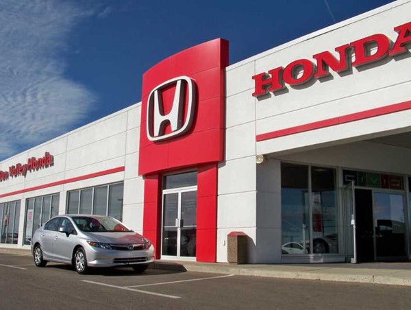 Honda và Nissan liên minh đối phó biến động thị trường
