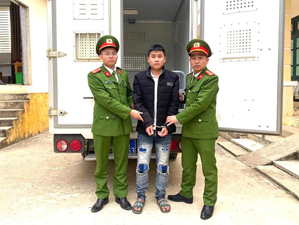 Sơn La: Bắt giữ đối tượng vi phạm nồng độ cồn đâm vào lực lượng Công an