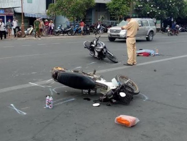 Công an huyện Thanh Trì tìm người biết thông tin vụ tai nạn giao thông