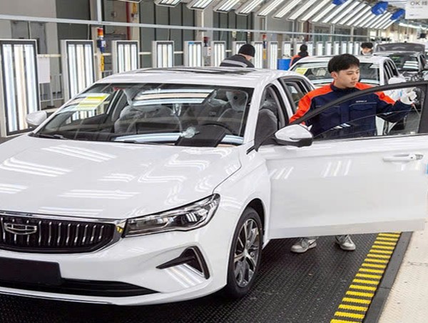 Trung Quốc tiếp tục là nhà xuất khẩu ô tô hàng đầu thế giới