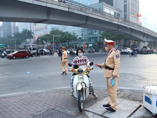 Nhiều hành vi vi phạm giao thông bị tăng mức phạt lên nhiều lần