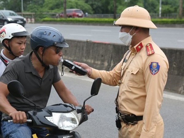 Từ 1/1/2025 tăng nặng mức xử phạt: vi phạm giao thông sẽ giảm
