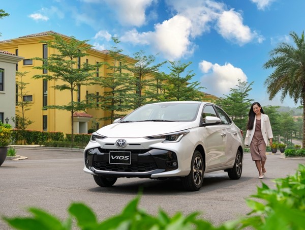 Toyota Việt Nam bật mí doanh số bán hàng tháng cuối năm 2024