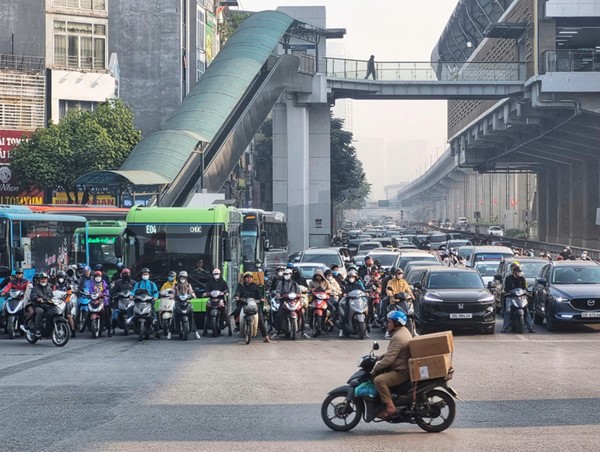 Hình thành tính tự giác khi tham gia giao thông