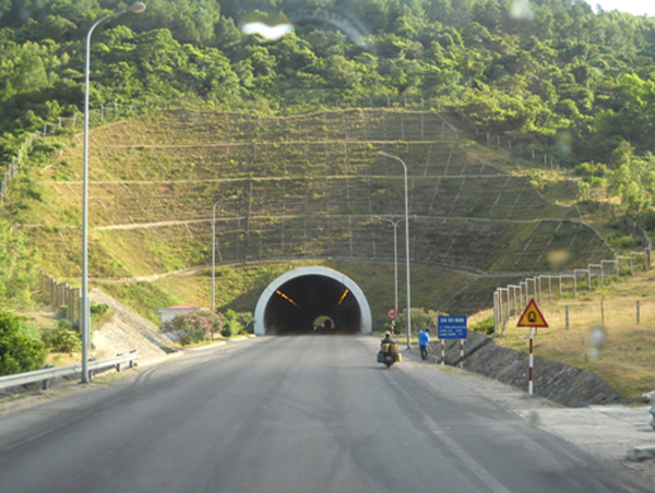 Dự kiến khởi công mở rộng hầm đường bộ Đèo Ngang vào giữa tháng 1/2025