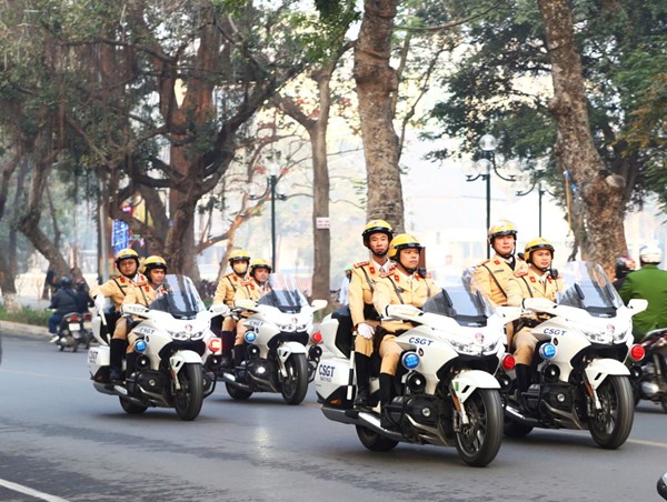 Ra quân cao điểm giữ gìn an ninh trật tự, an toàn giao thông dịp Tết