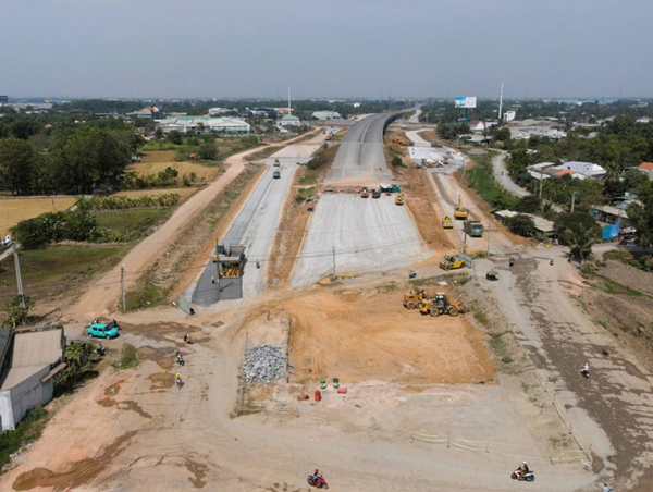 Gia hạn thời gian hoàn thành cao tốc Bến Lức - Long Thành đến tháng 9/2026