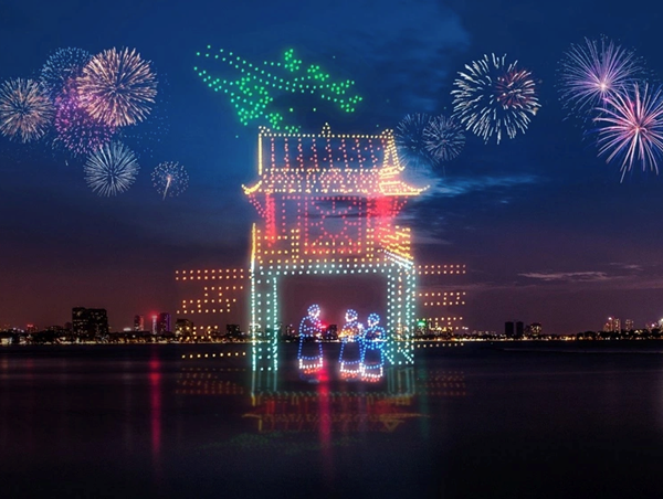 Huỷ màn trình diễn drone hoả thuật trong chương trình nghệ thuật “Rực rỡ Thăng Long” 