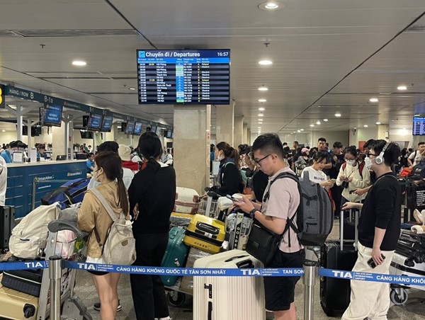 4 ngày nghỉ Tết, 3 cảng hàng không lớn nhất cả nước đón hơn 1,1 triệu hành khách