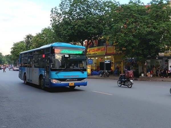 Lộ trình 2 tuyến buýt kết nối trung tâm Hà Nội với chùa Hương