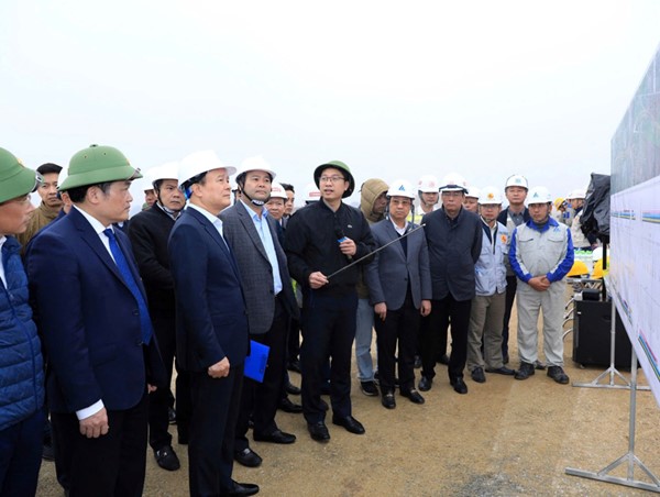 Nỗ lực để hoàn thành tiến độ Dự án đường vành đai 4 - Vùng Thủ đô