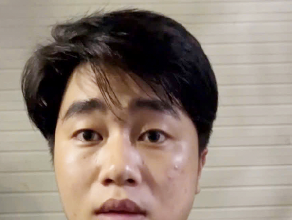 Bắt giữ kẻ đâm tài xế xe ôm, cướp xe máy, điện thoại