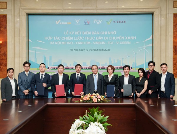Hanoi Metro cùng Xanh SM, Vinbus, FGF và V-Green phát triển giao thông xanh cho Thủ đô