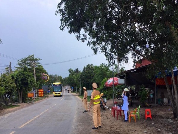 Bình Thuận tạm dừng xử lý vi phạm giao thông đối với người đến từ TP HCM