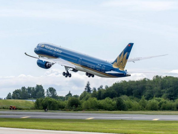 Tạm dừng các chuyến bay giữa Quảng Ninh, Gia Lai với TP.HCM