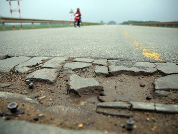 Chấn chỉnh việc quản lý, bảo trì đường bộ ở Nghệ An