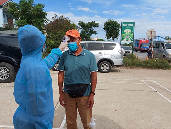 Quảng Bình lập chốt kiểm soát dịch trên đường Hồ Chí Minh