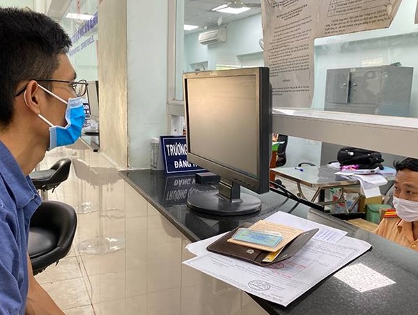 CSGT TP Hồ Chí Minh tạm ngưng tiếp nhận hồ sơ đăng ký mới tất cả các loại xe