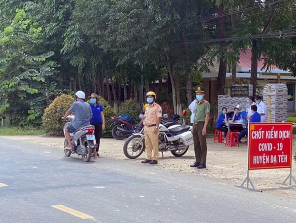 Lâm Đồng tạm dừng vận tải hành khách công cộng 