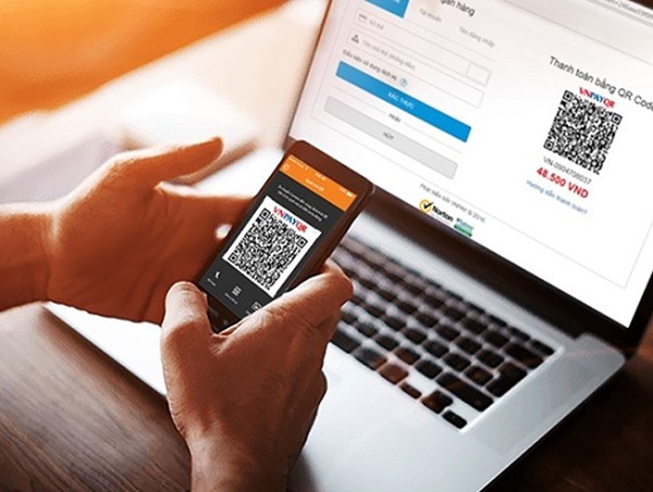 Trả vé tàu qua điện thoại cho hành khách đang phải cách ly, giãn cách