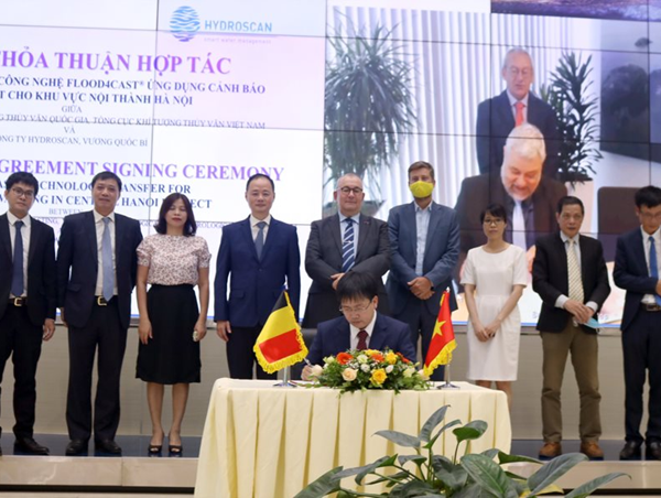 Chuyển giao công nghệ ứng dụng cảnh báo ngập lụt khu vực nội thành Hà Nội