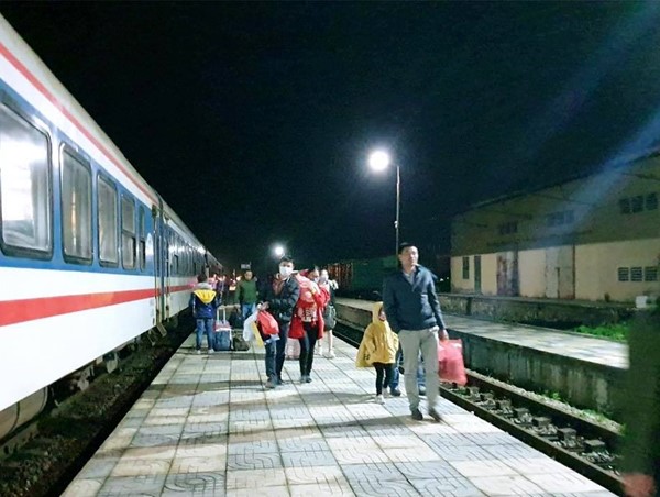 Hà Tĩnh: Thuê tàu hỏa đón người dân từ TP Hồ Chí Minh và các tỉnh có dịch