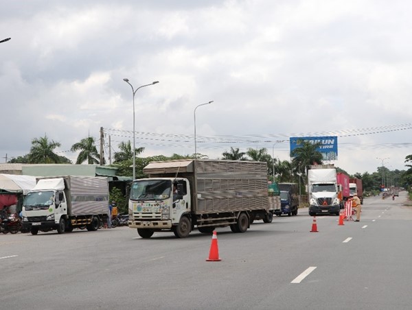 Phân luồng, nhận diện phương tiện từ xa, đảm bảo lưu thông nhanh