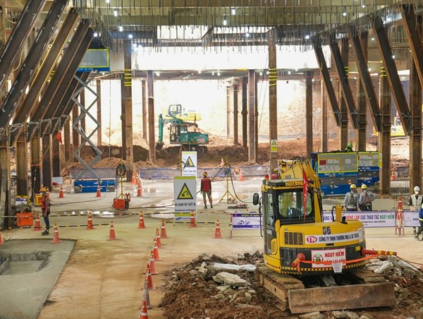 Hà Nội cho phép một số công trình được thi công trong thời gian giãn cách xã hội