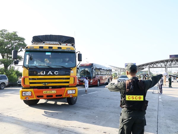 Hà Nội: Thực hiện nghiêm công tác phòng, chống dịch Covid-19 đối với người trên phương tiện vận chuyển