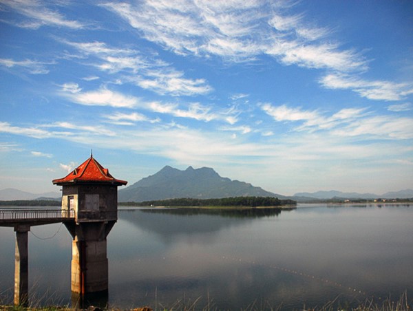 Phê duyệt hồ sơ chỉ giới đường đỏ nối khu du lịch hồ Suối Hai 