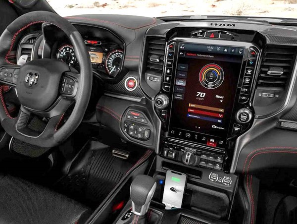 Ram2022 được trang bị hệ thống giải trí tiên tiến nhất của Chrysler