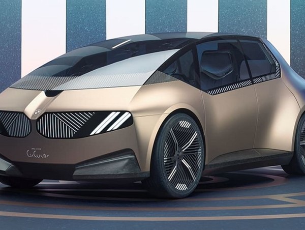 BMV giới thiệu i Vision Circular Concept EV với kiểu dáng kỳ lạ