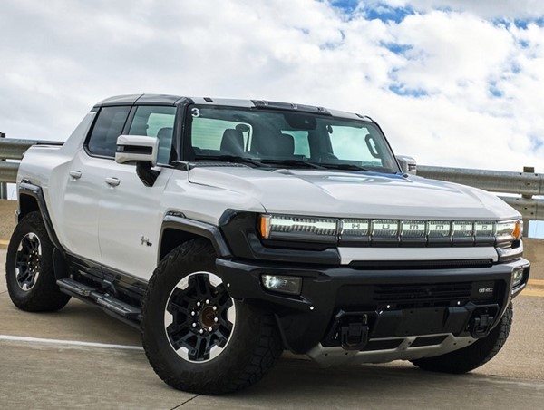 Hummer 2022 GMC phiên bản chạy điện với sức mạnh và công nghệ vượt trội
