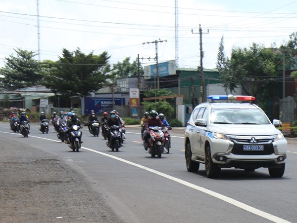 Đảm bảo người dân có nhu cầu về quê được đưa, đón an toàn, chu đáo