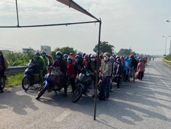 Bảo đảm an toàn phòng, chống dịch đối với công dân từ vùng dịch tự phát về Hà Nội 