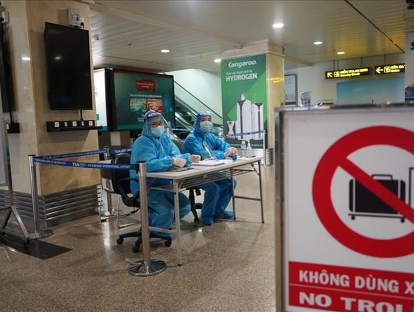 Hành khách đến sân bay Tân Sơn Nhất cần lưu ý những gì?