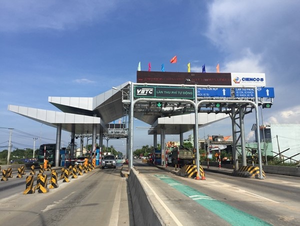 Tháo gỡ khó khăn, nâng cao hiệu quả hệ thống thu phí đường bộ