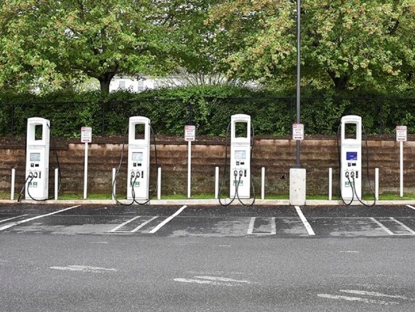 General Motors sẽ tạo ra 40.000 bộ sạc cho xe điện ở Mỹ